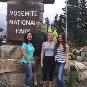 Meet your Posher, Joelle